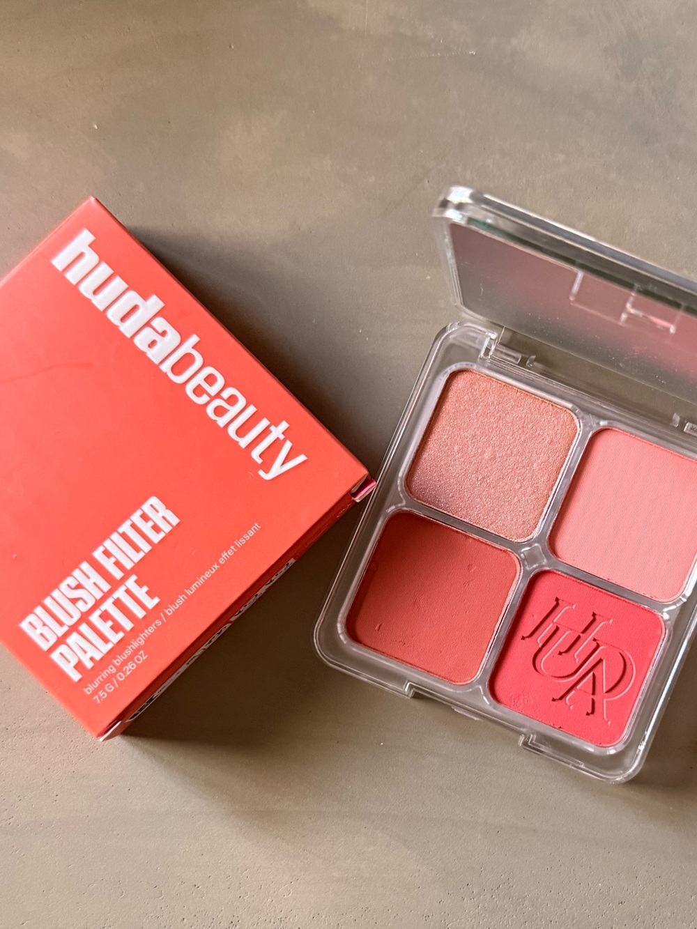 HUDA Beauty Blush Filter Palette - Toasty Peach